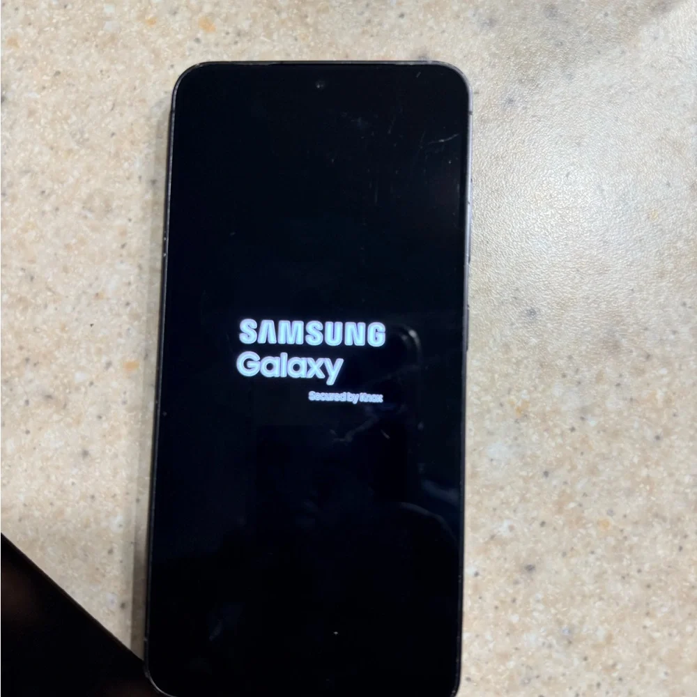 Samsung Smartphone with Pink Display